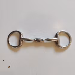 Tredelat eggbett 11.5 cm