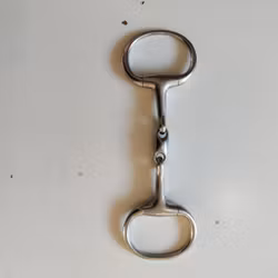 Tredelat eggbett 13 cm