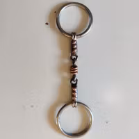 Tredelat bett med kopparrullar 13.5 cm