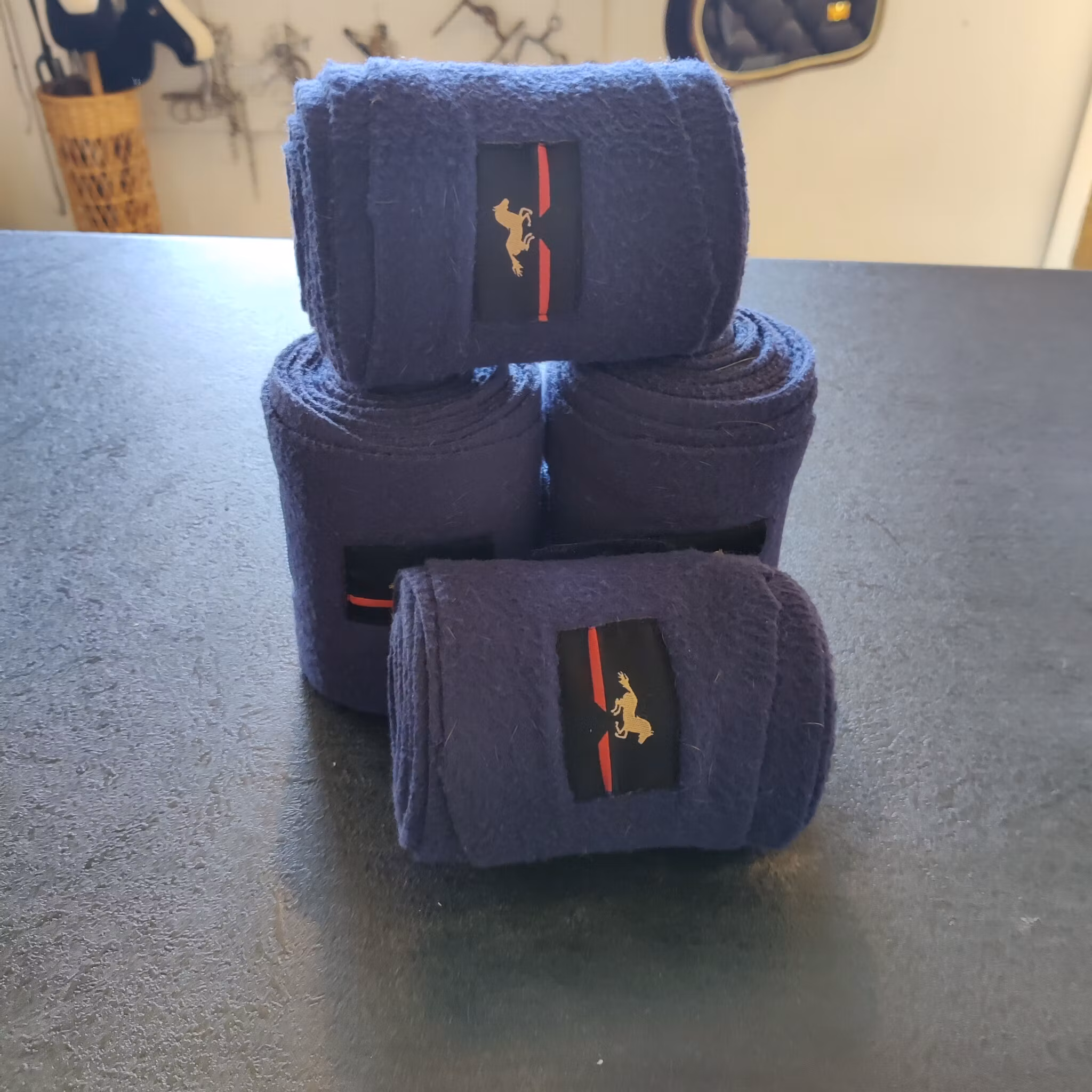 4 st mörkblå fleecelindor