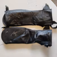 Svarta shortchaps storlek 10 år high Dyon