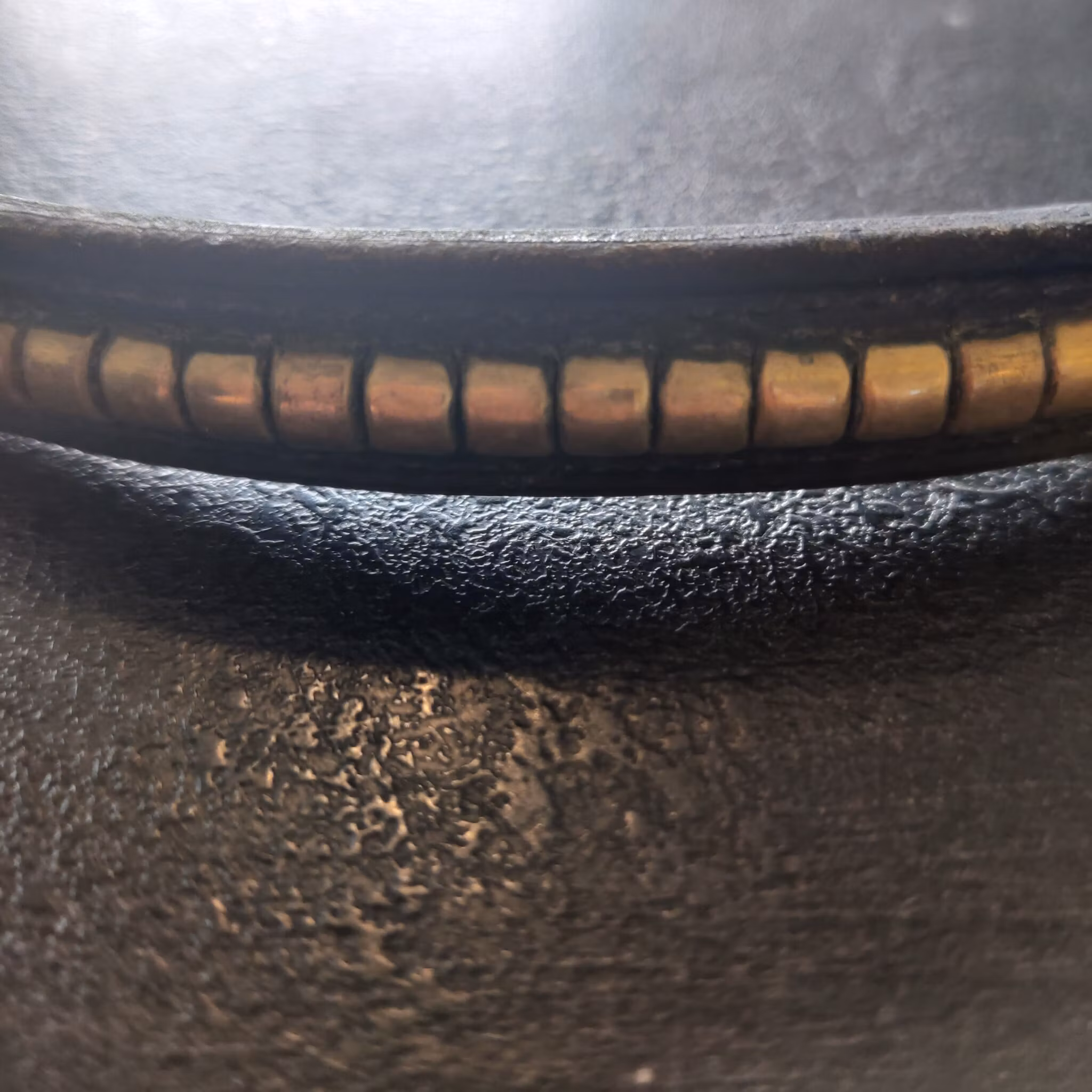Pannband med klincher 38 cm
