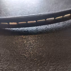 Svart smalt pannband 38 cm