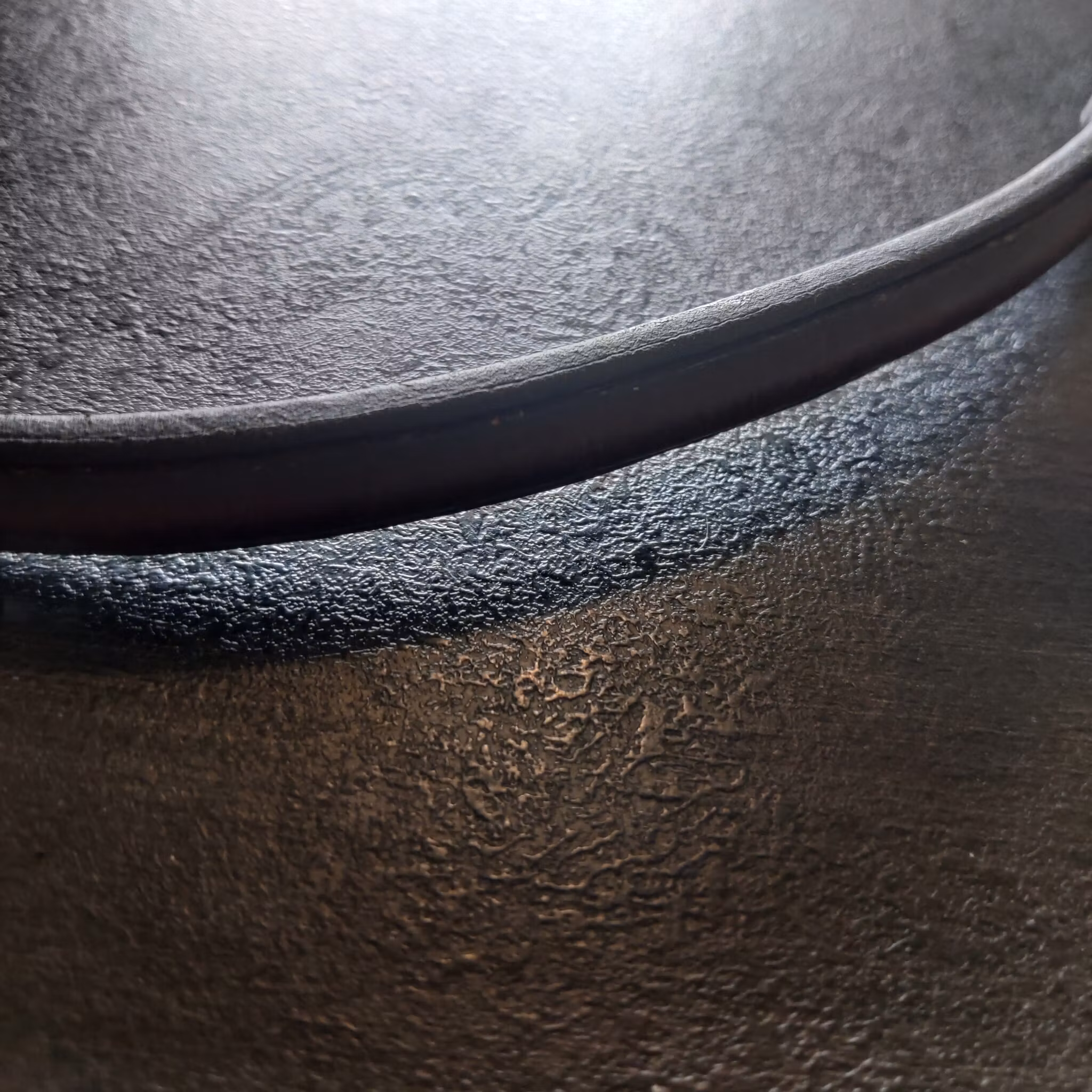 Brunt pannband 37 cm