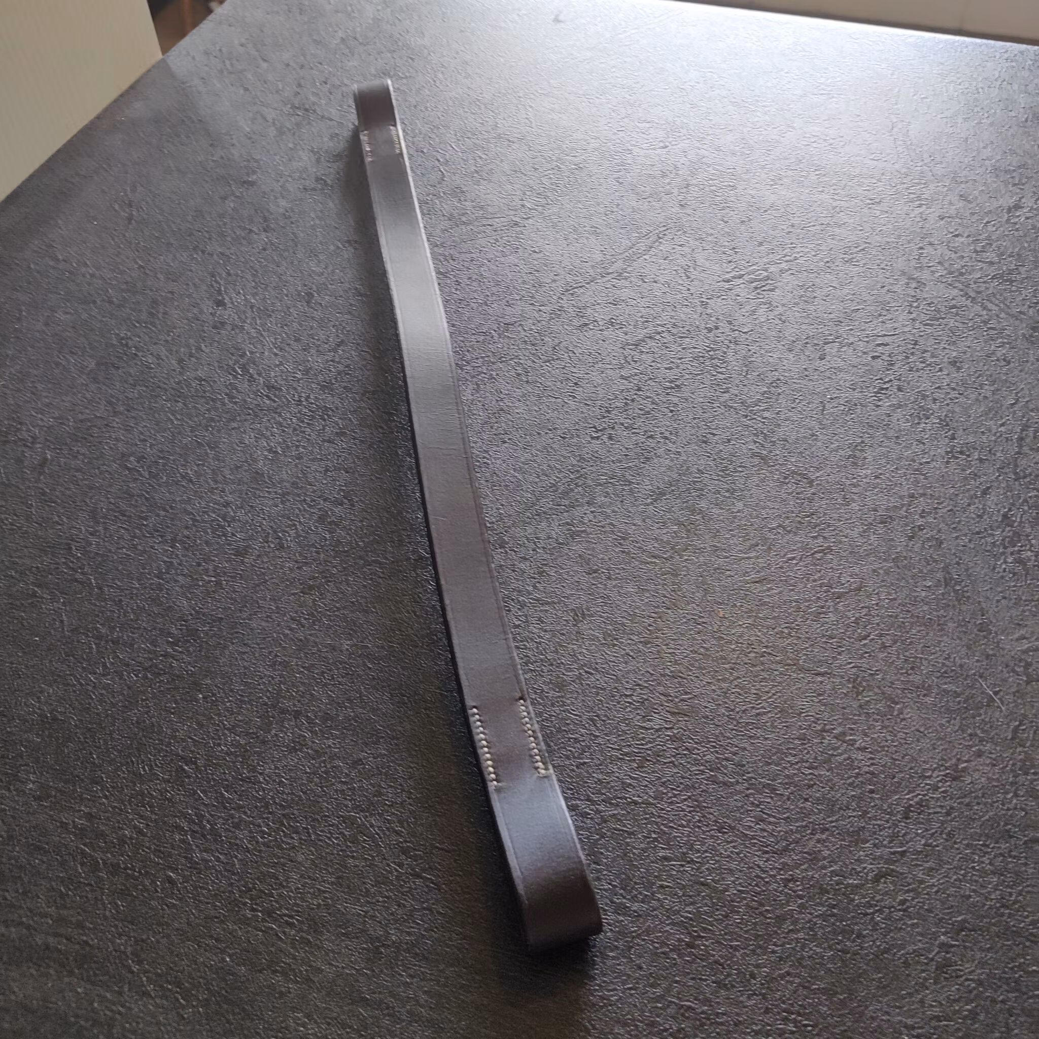 Brunt pannband hunter 43.5 cm