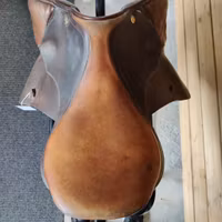 Brun hoppsadel 18 tum 33 bom Prestige Paris