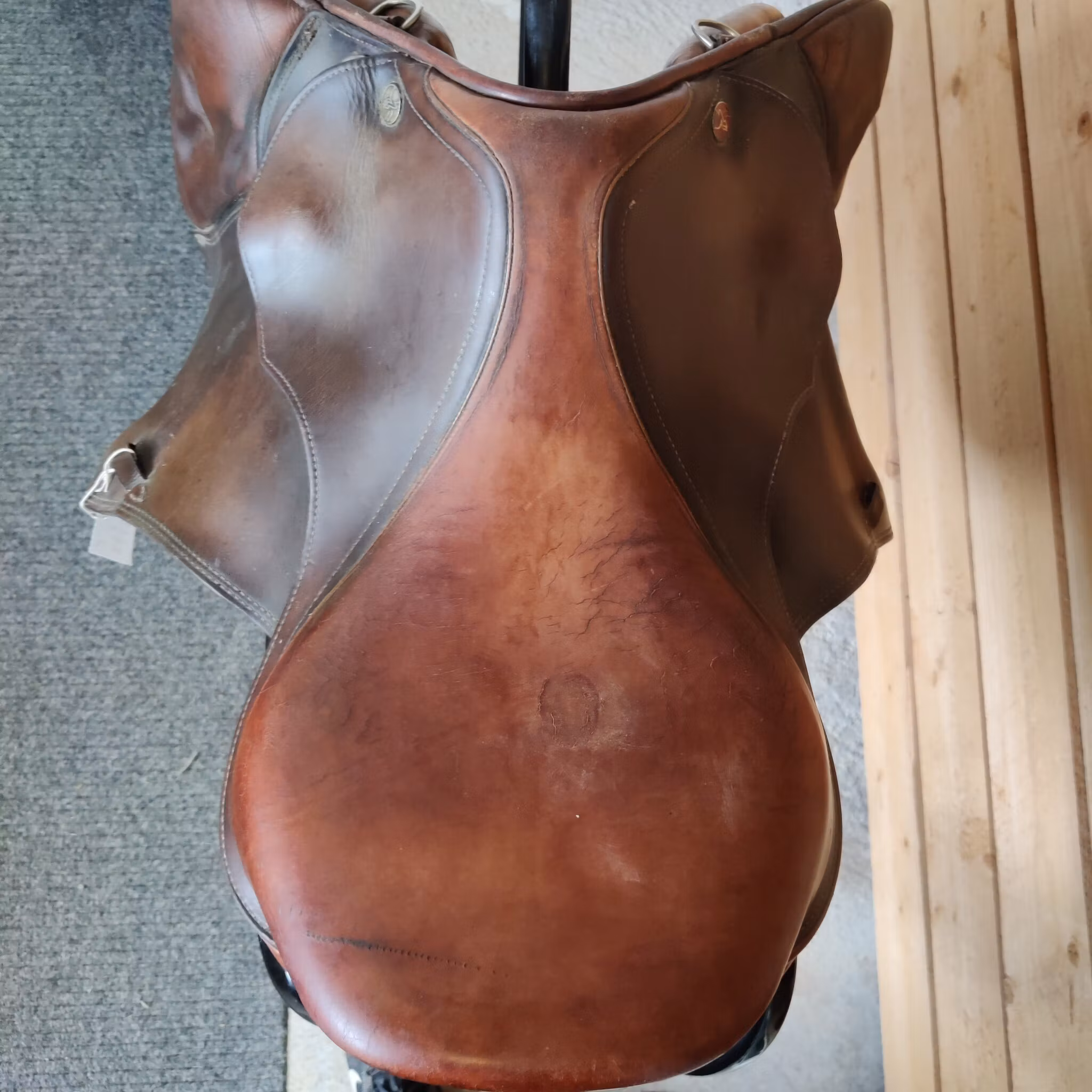 Brun hoppsadel 17 tum 33 bom Prestige Eventing