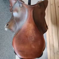 Brun hoppsadel 17 tum 33 bom Prestige Eventing
