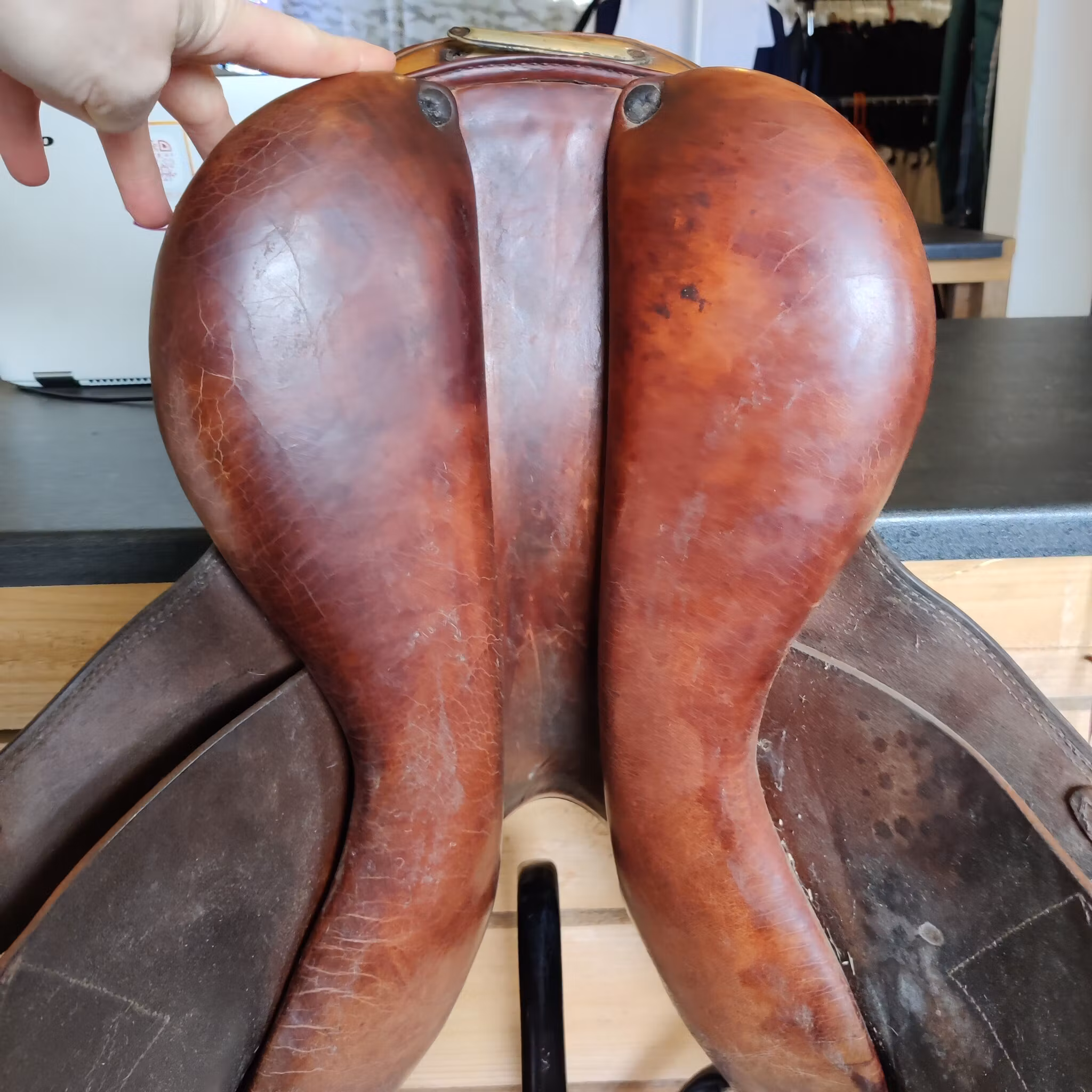 Brun hoppsadel 17 tum 33 bom Prestige Eventing