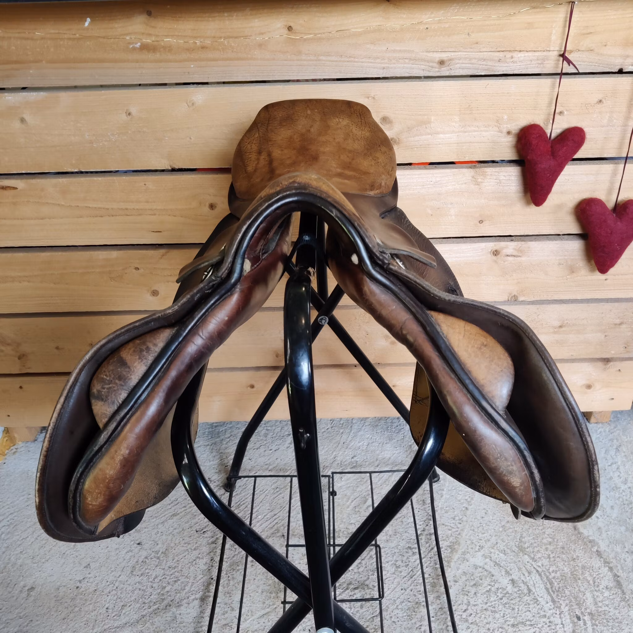Brun hoppsadel 17.5 tum 30 bom Lemetex Pandur FS Spezial