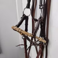 Brunt sidepull med delade tyglar FULL