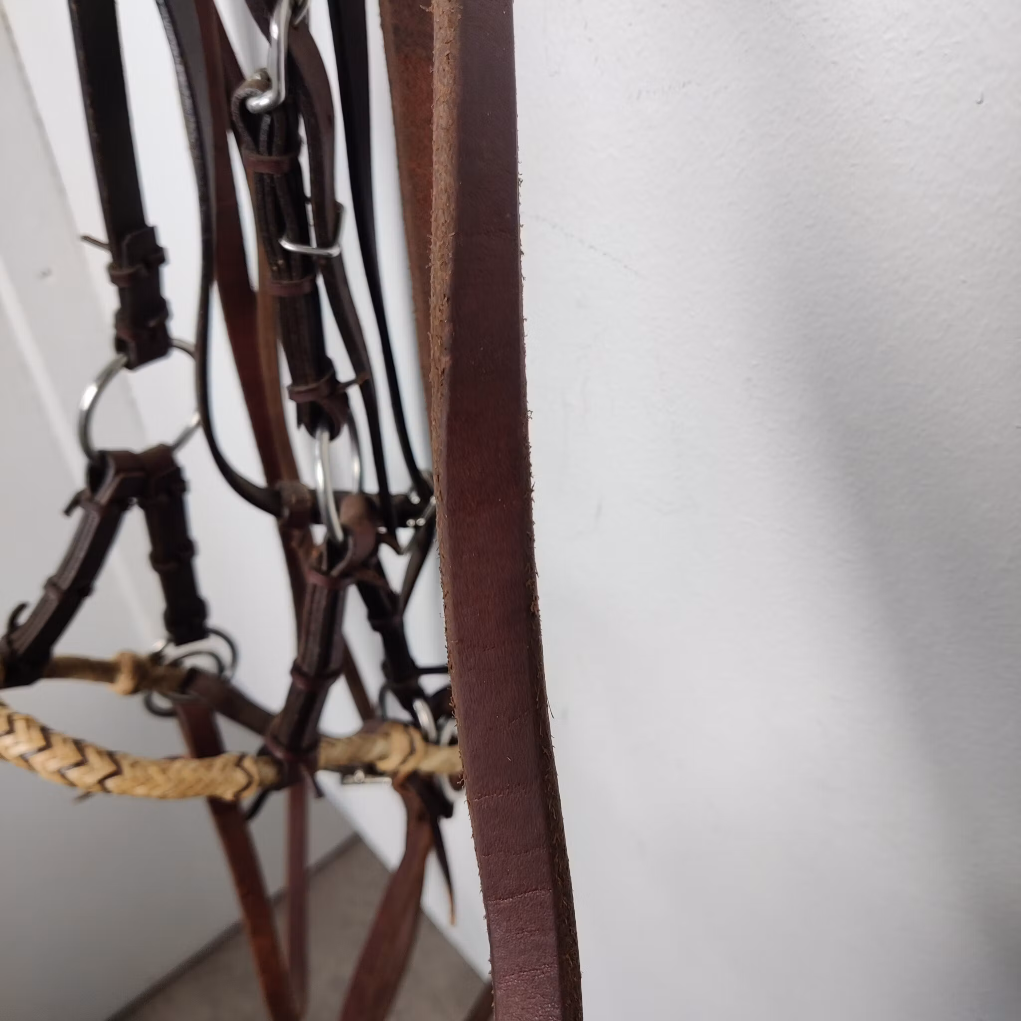 Brunt sidepull med delade tyglar FULL