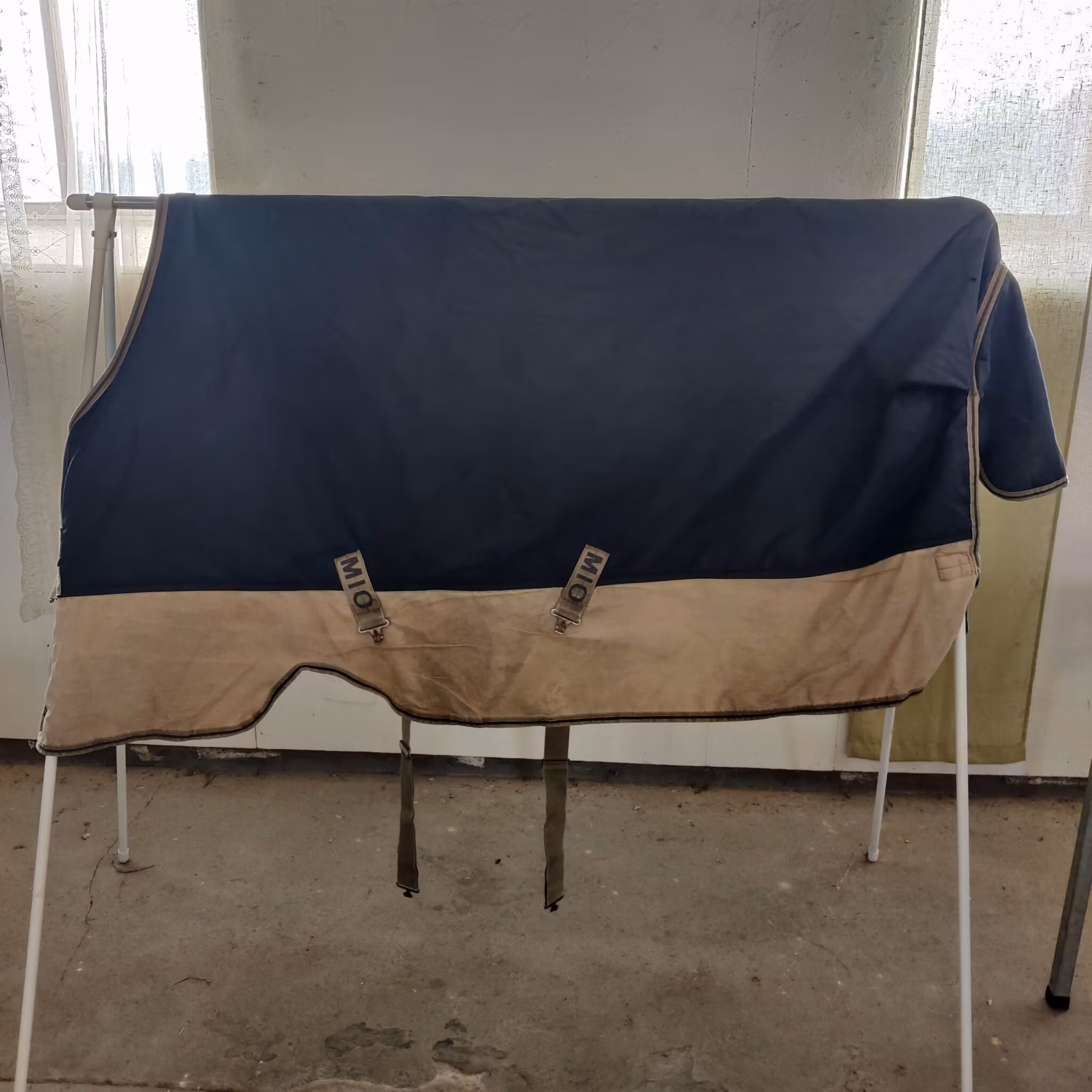 Blått vintertäcke 140 cm ca 250 g Amigo Mio
