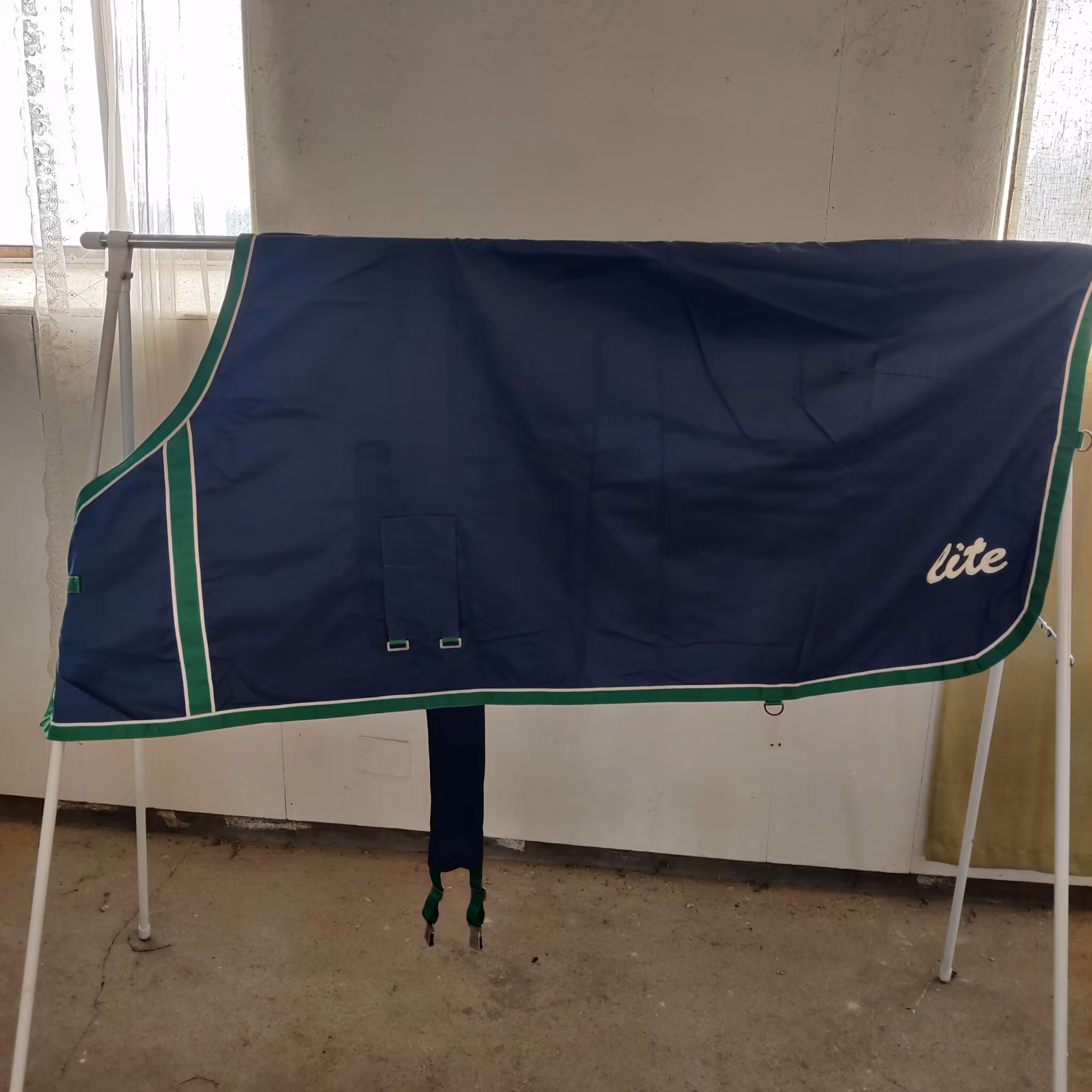 Blått bomullstäcke 130 cm