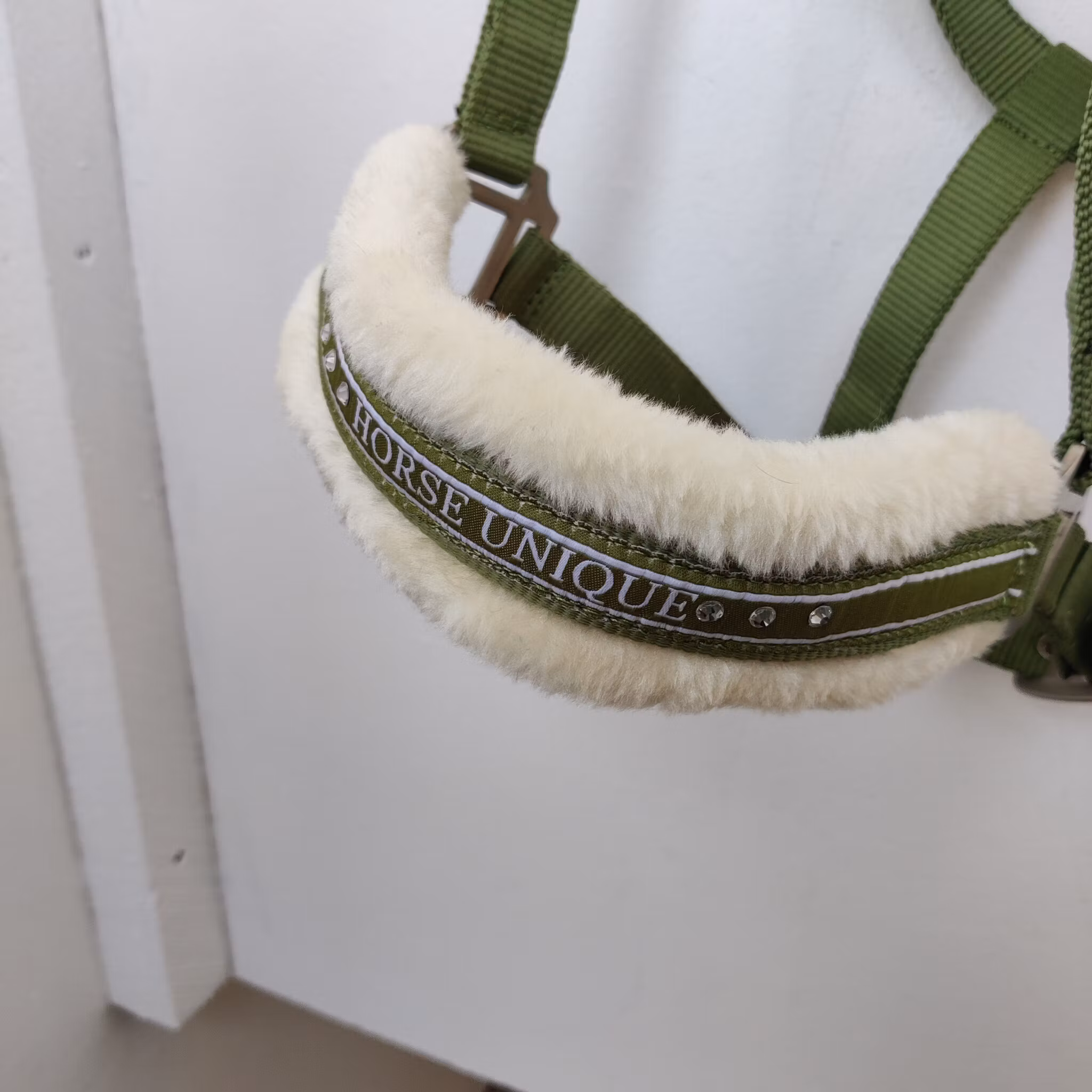 Grön grimma med ludd Källquists