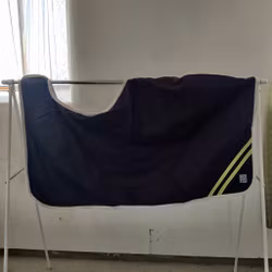 Blått ridtäcke ca 150 g LARGE Event