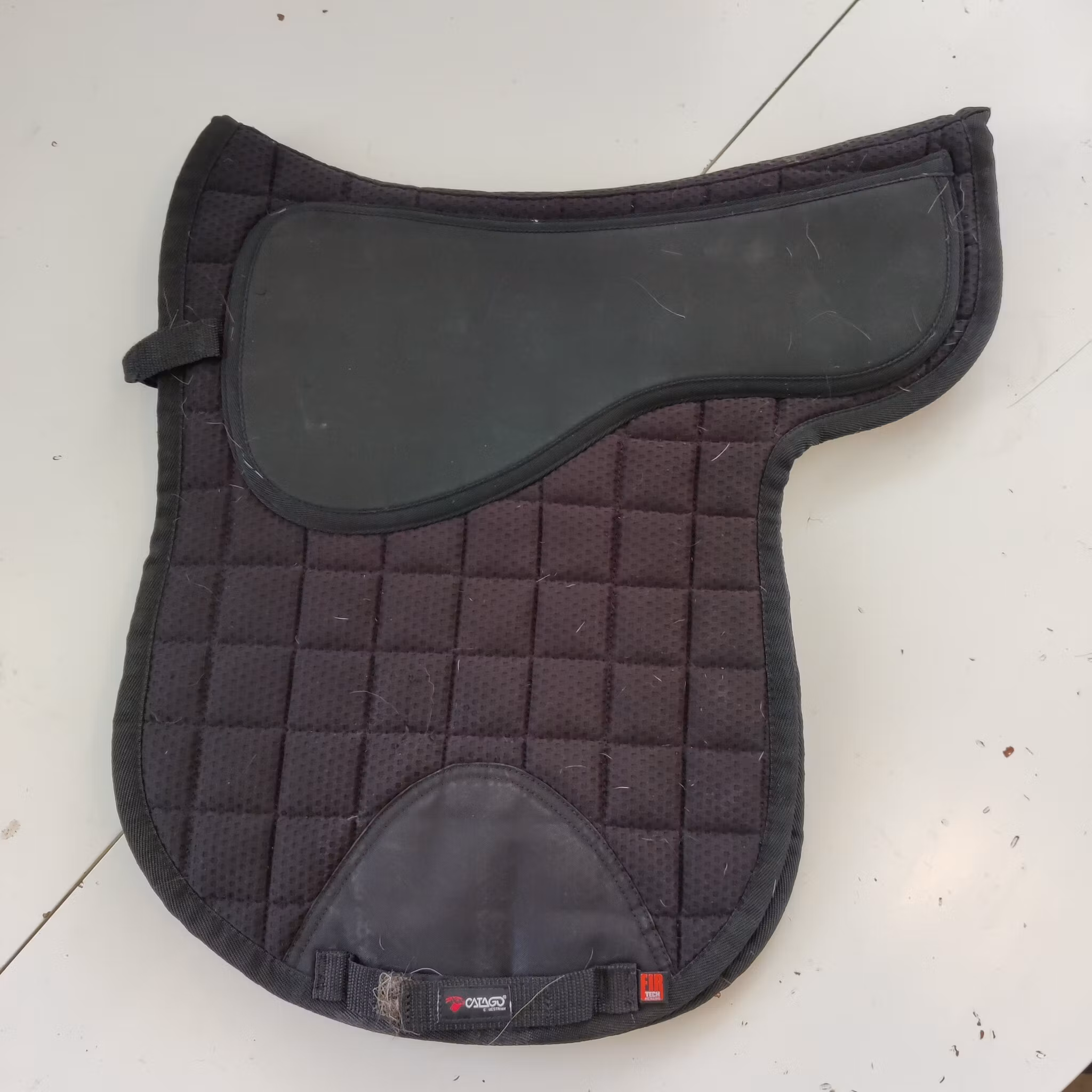 Svart islandsvojlock med neoprenpadd Catago Fir Tech COB