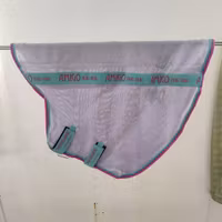 Ljuslila flugtäcke med avtagbar hals 115 cm Amigo Bug Rug Pony