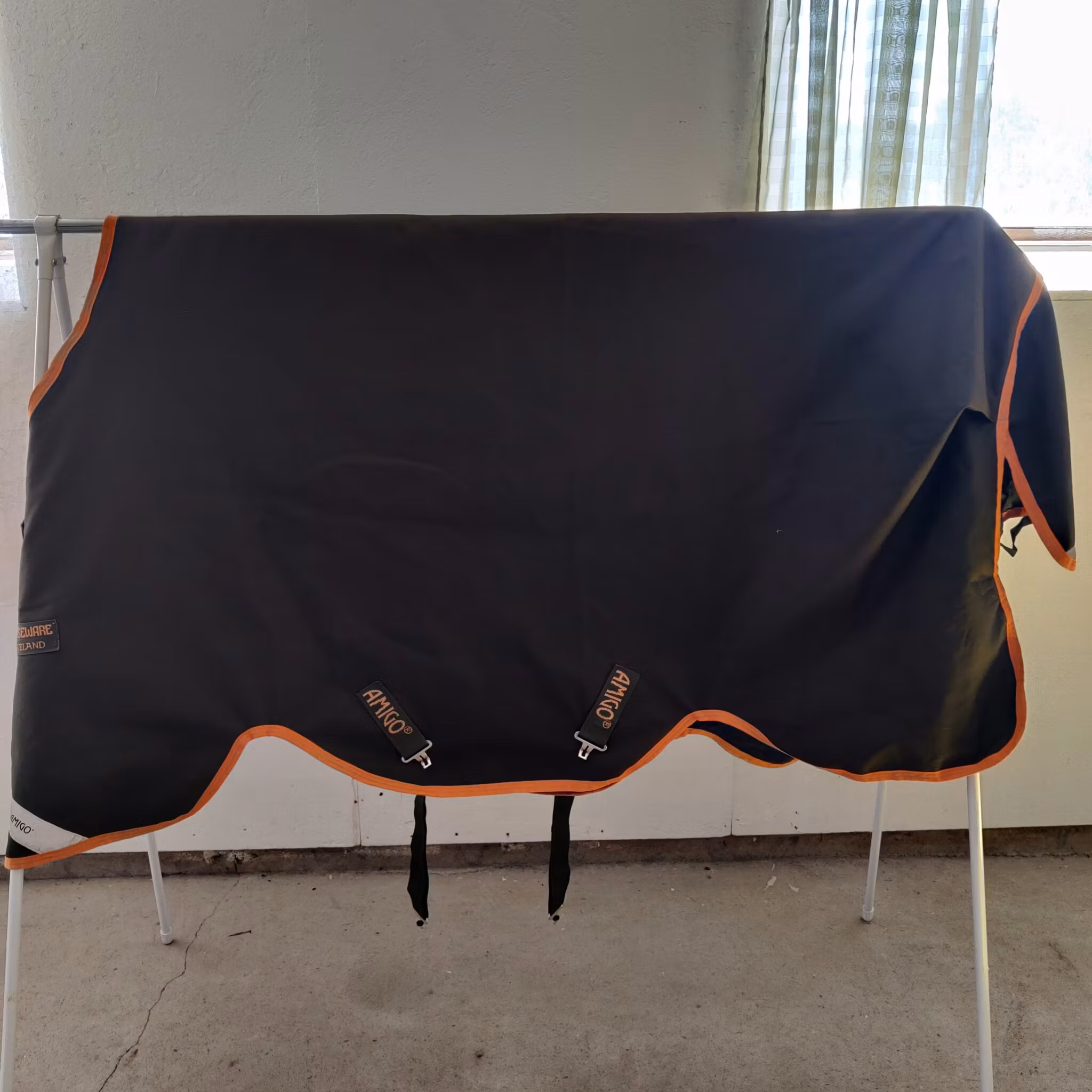 Grönt regntäcke 130 cm 30 g Amigo Bravo 12 V-front