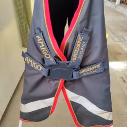 Grått regntäcke 130 cm 100 g Amigo Bravo 12 Disc-front