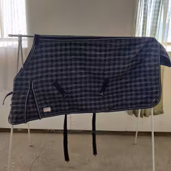 Blårutigt vintertäcke 135 cm ca 200 g QHP
