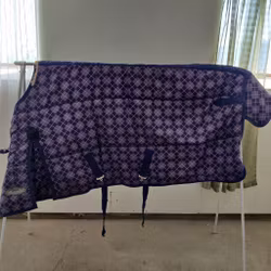 Lilarutigt vintertäcke 145 cm ca  250 g Shires