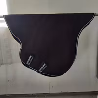 Svart halstäcke Amigo 150 g LARGE