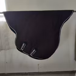 Svart halstäcke Amigo 150 g LARGE