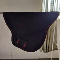Svart halstäcke Lippo 145 cm ca 200 g