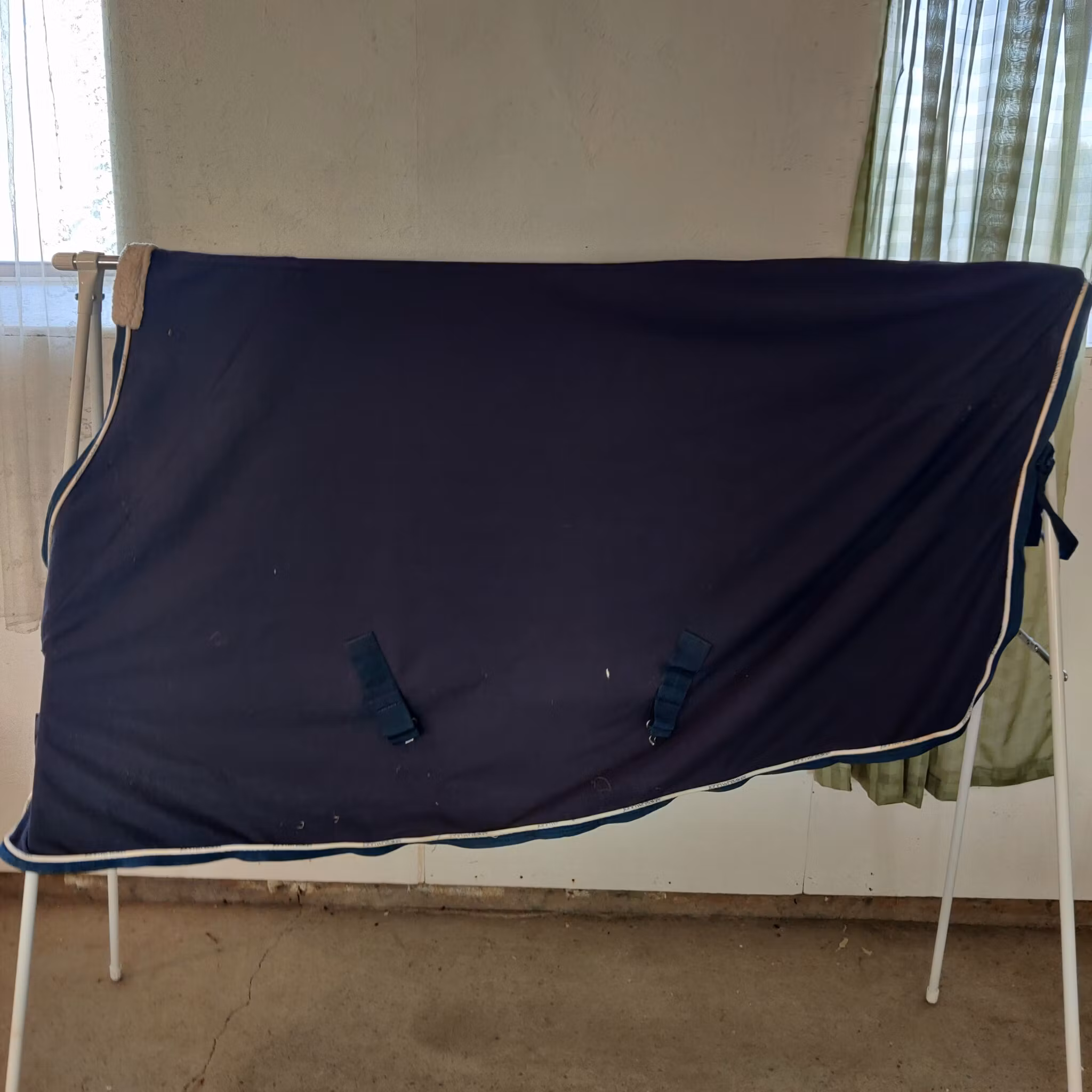 Blått coolertäcke 145 cm Whitaker