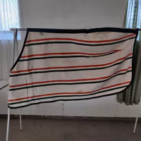 Randigt coolertäcke 115 cm Hansbo