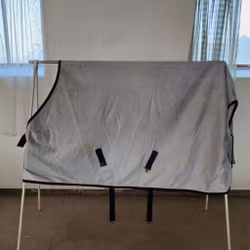 Silvergrått coolertäcke 155 cm Bucas