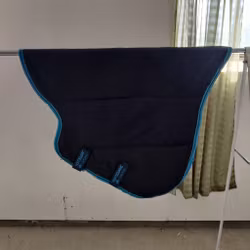 Blått halstäcke 155 cm 250 g Amigo Insulator