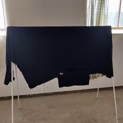 Svart undertäcke med hals och huva Shires LARGE