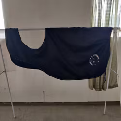 Svart ridtäcke med fleecefoder 135 cm Copperfield