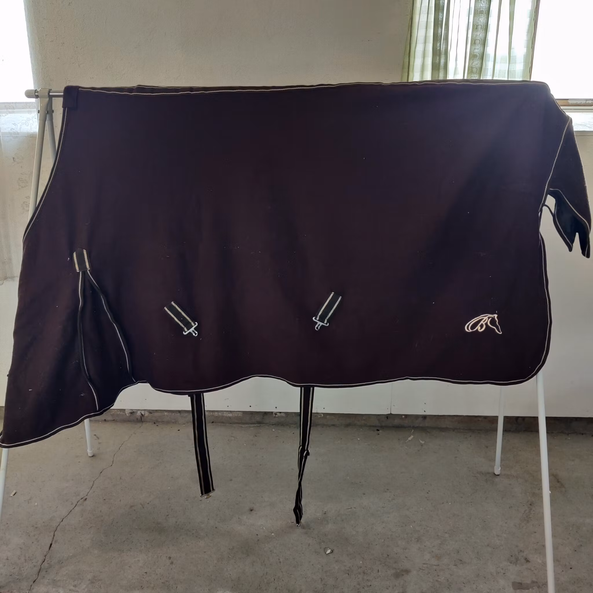Brunt fleecetäcke 145 cm Biltema