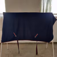 Blått fleecetäcke 160 cm