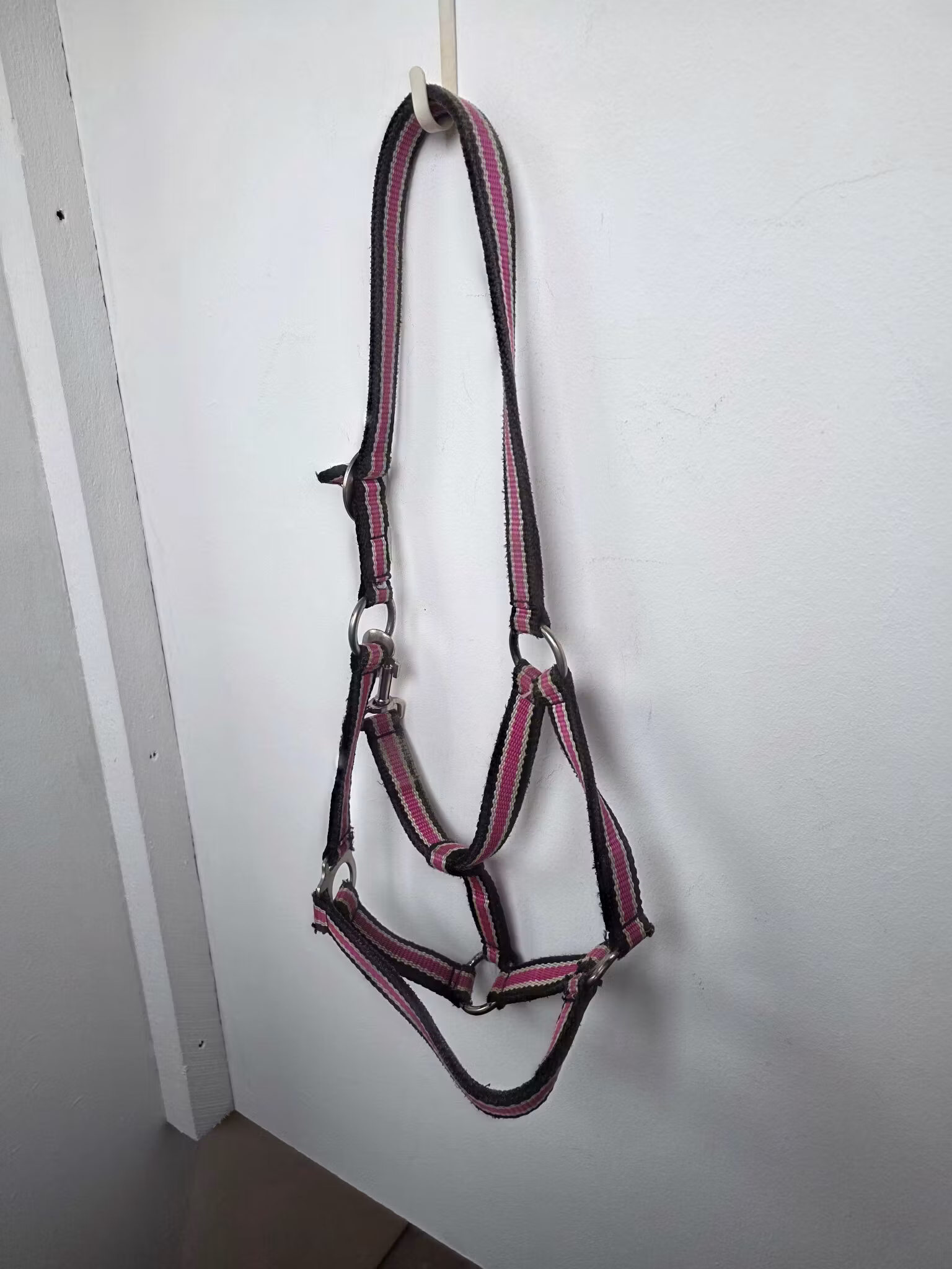 Svart/vit/rosa grimma COB