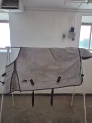 Ljusgrått regntäcke 115 cm 0 g Riding House