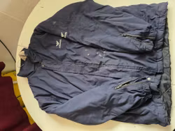 Blå vinterjacka Armani XXL