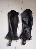 Svarta shortchaps XS CRW