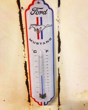 Ford Mustang Termometer