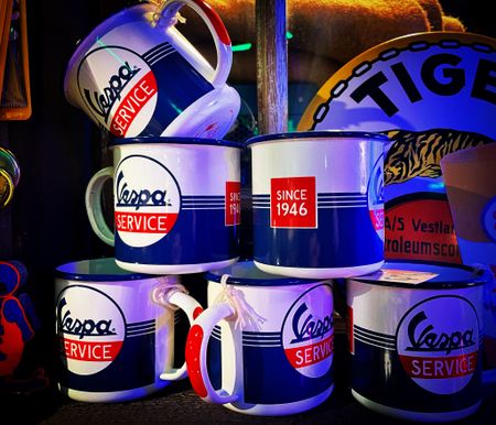 Vespa Service Emalj Kaffe-mugg