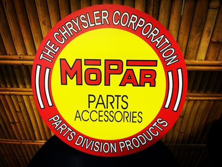 Mopar Parts Skylt