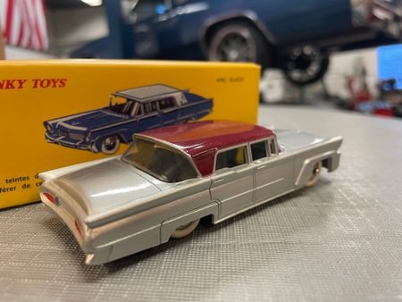 Dinky Toys/Atlas  #532 Lincoln Premiere