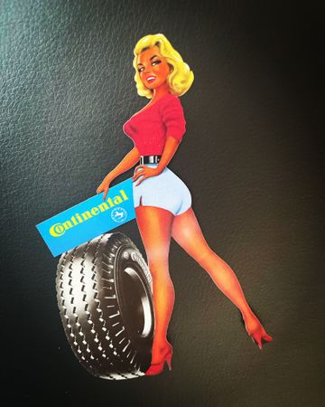 Continental pinup dekal