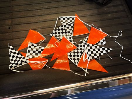 Orange & Racing Flaggspel