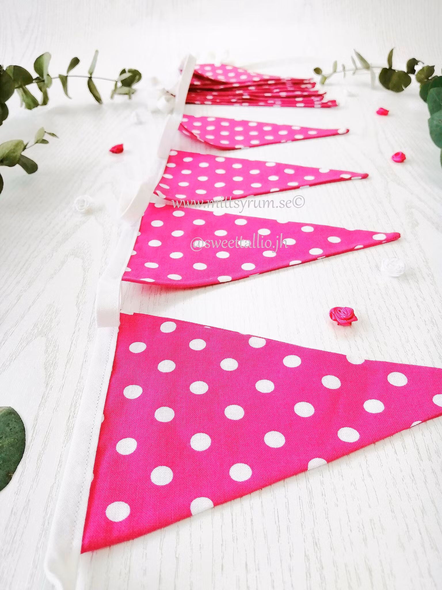 Flaggspel Polka dot