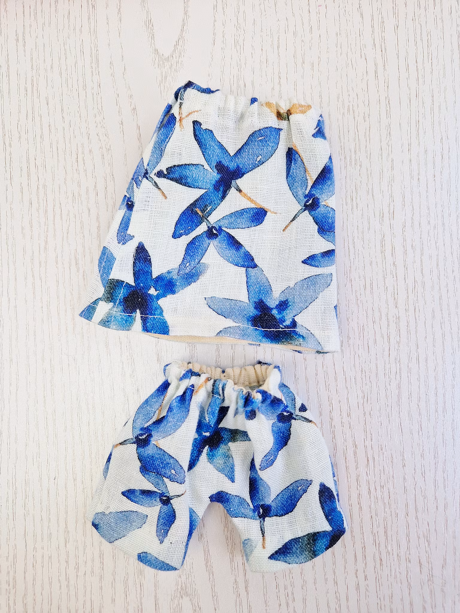 Tygmus med tvådelat set Sommar