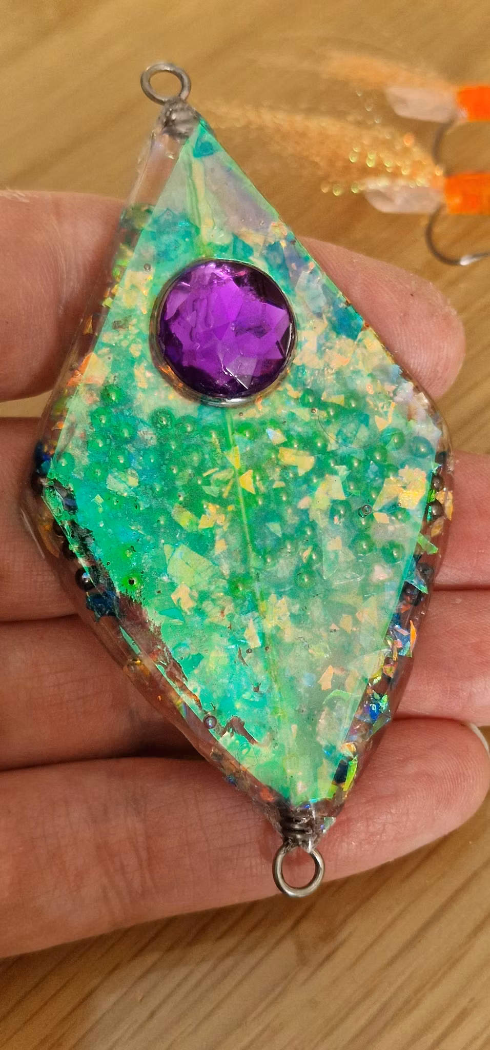 TFISH ARROW LAZER PEARL GREEN FLASH PURPLE EYE